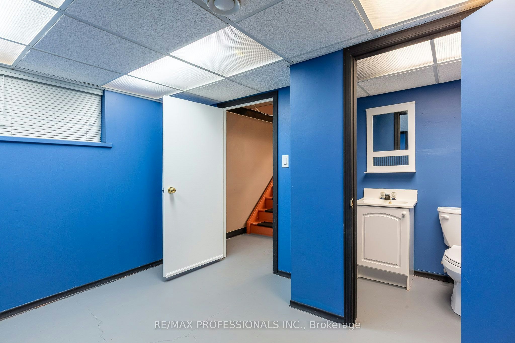 4 Runnymede Road, Toronto, ON, M6S 2Y2 - 31