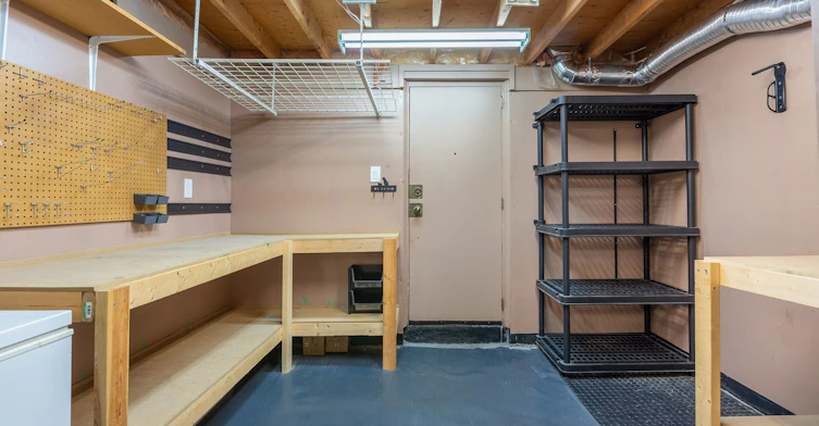 4 Runnymede Road, Toronto, ON, M6S 2Y2 - 37