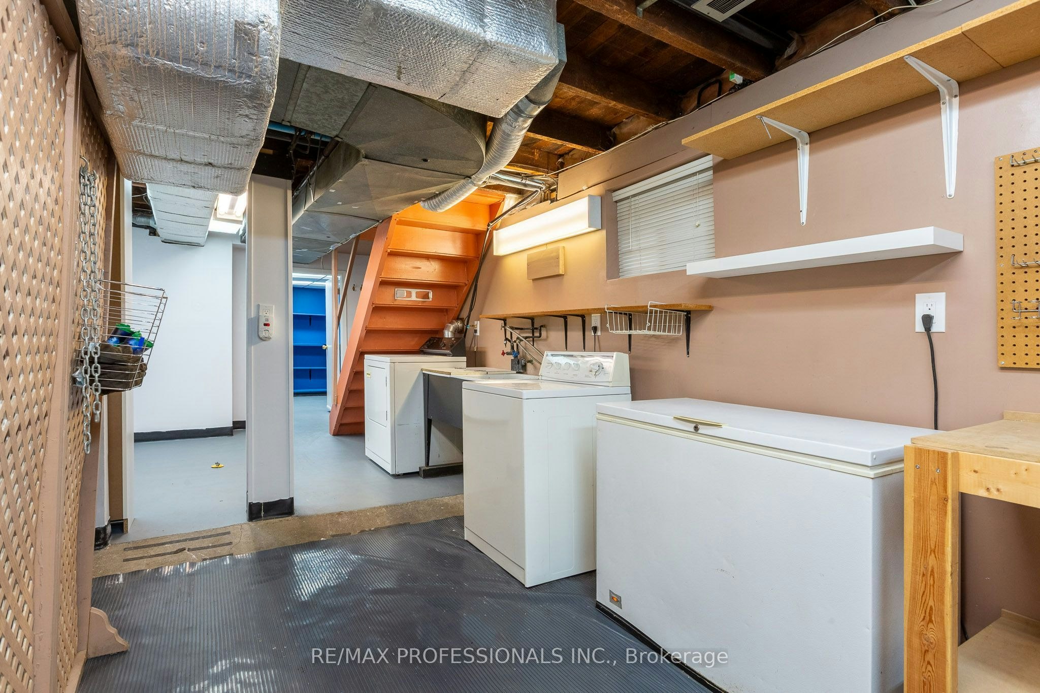 4 Runnymede Road, Toronto, ON, M6S 2Y2 - 36