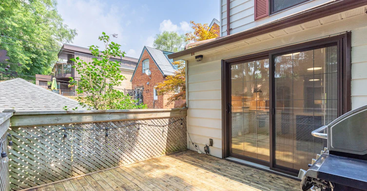4 Runnymede Road, Toronto, ON, M6S 2Y2 - 46