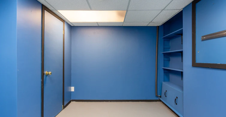 4 Runnymede Road, Toronto, ON, M6S 2Y2 - 29