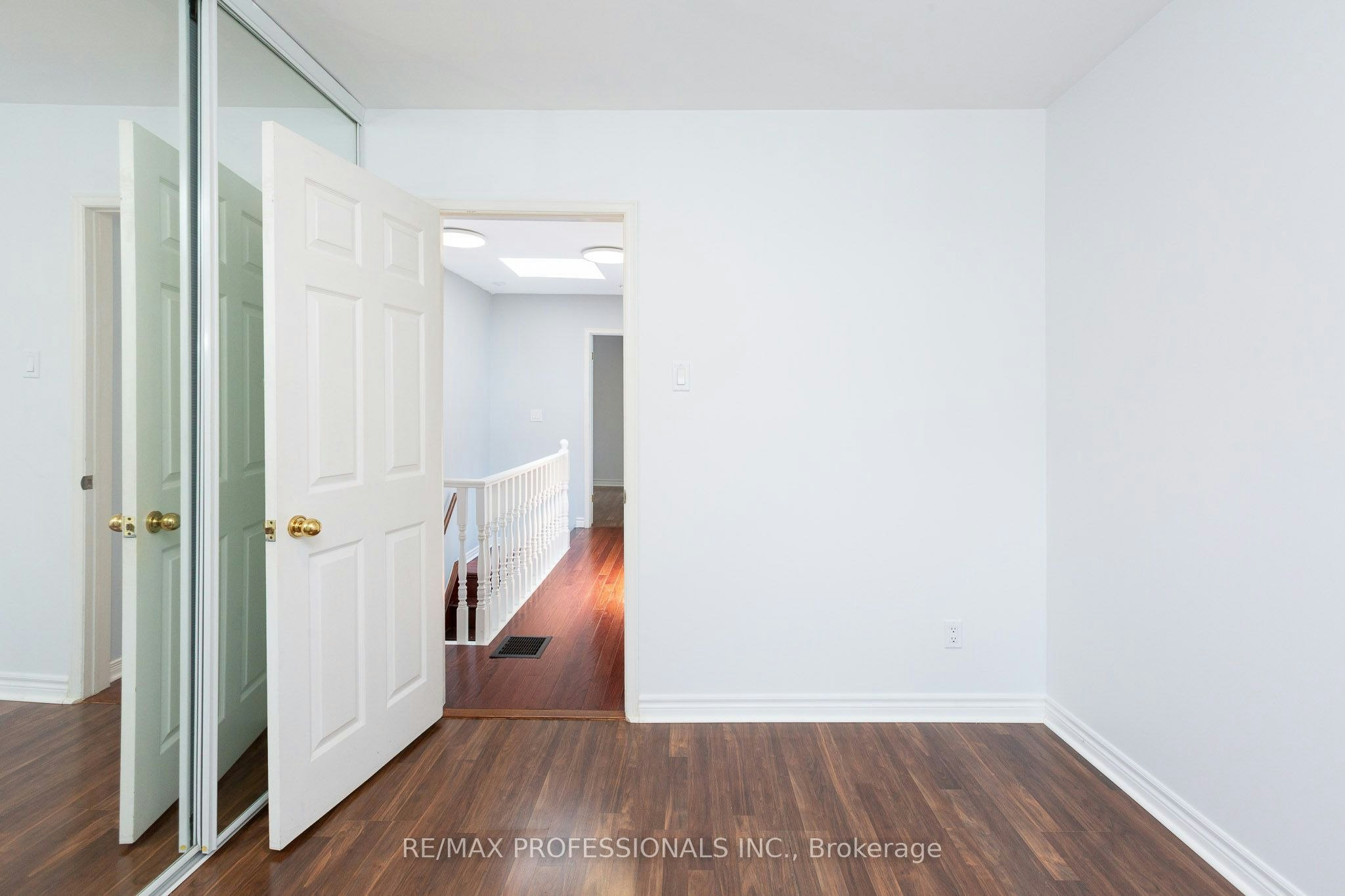 4 Runnymede Road, Toronto, ON, M6S 2Y2 - 20
