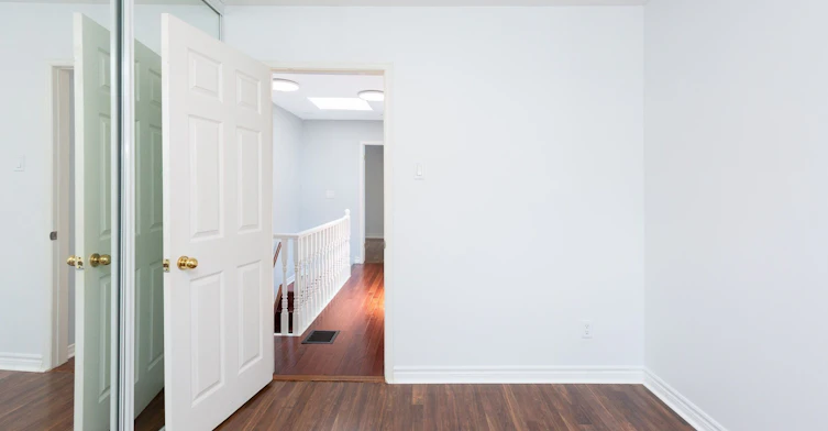 4 Runnymede Road, Toronto, ON, M6S 2Y2 - 20