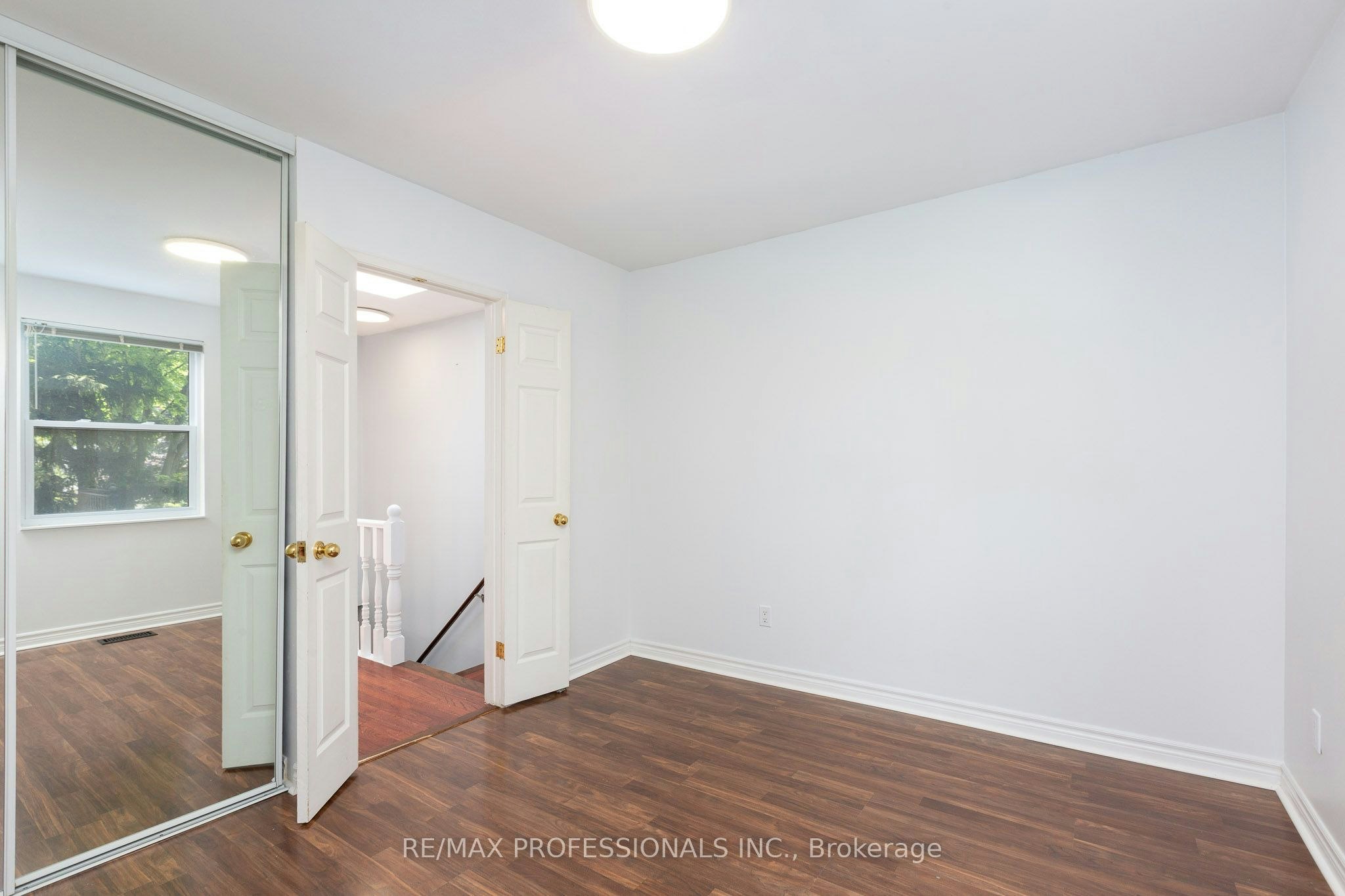4 Runnymede Road, Toronto, ON, M6S 2Y2 - 23