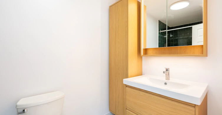 4 Runnymede Road, Toronto, ON, M6S 2Y2 - 25