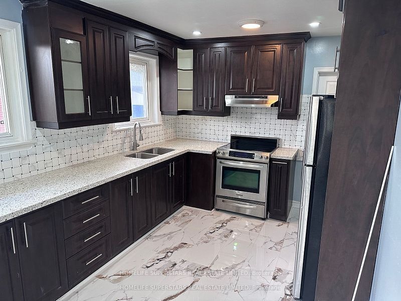 10 Aloma (Upper Level) Crescent, Brampton, ON, L6T 2N9 - 3
