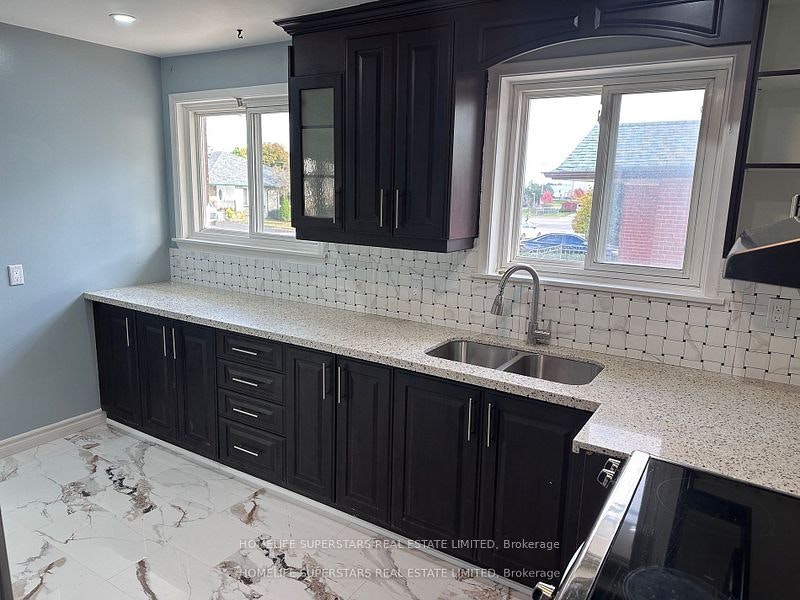 10 Aloma (Upper Level) Crescent, Brampton, ON, L6T 2N9 - 6