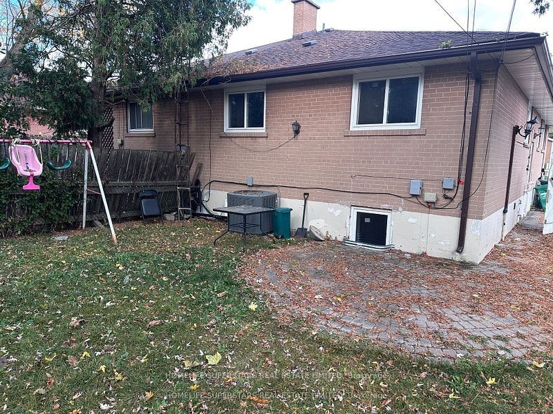 10 Aloma (Upper Level) Crescent, Brampton, ON, L6T 2N9 - 22