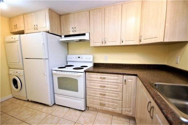 232 Aldercrest Road, Toronto, ON, M8W 4J7 - 10