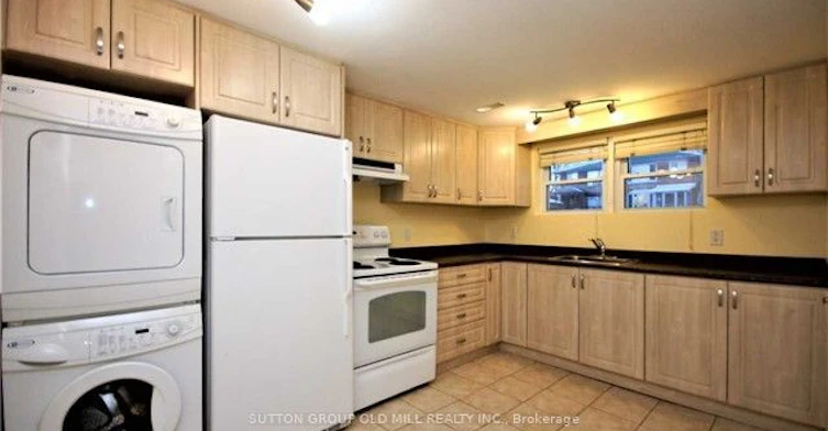 232 Aldercrest Road, Toronto, ON, M8W 4J7 - 11