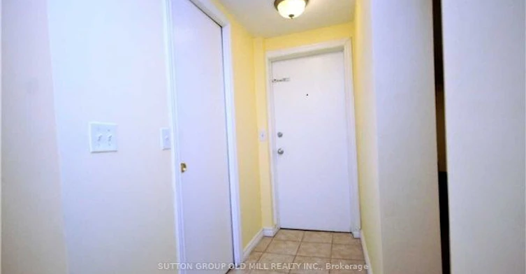 232 Aldercrest Road, Toronto, ON, M8W 4J7 - 2