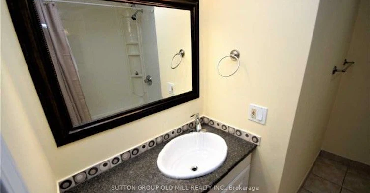 232 Aldercrest Road, Toronto, ON, M8W 4J7 - 7