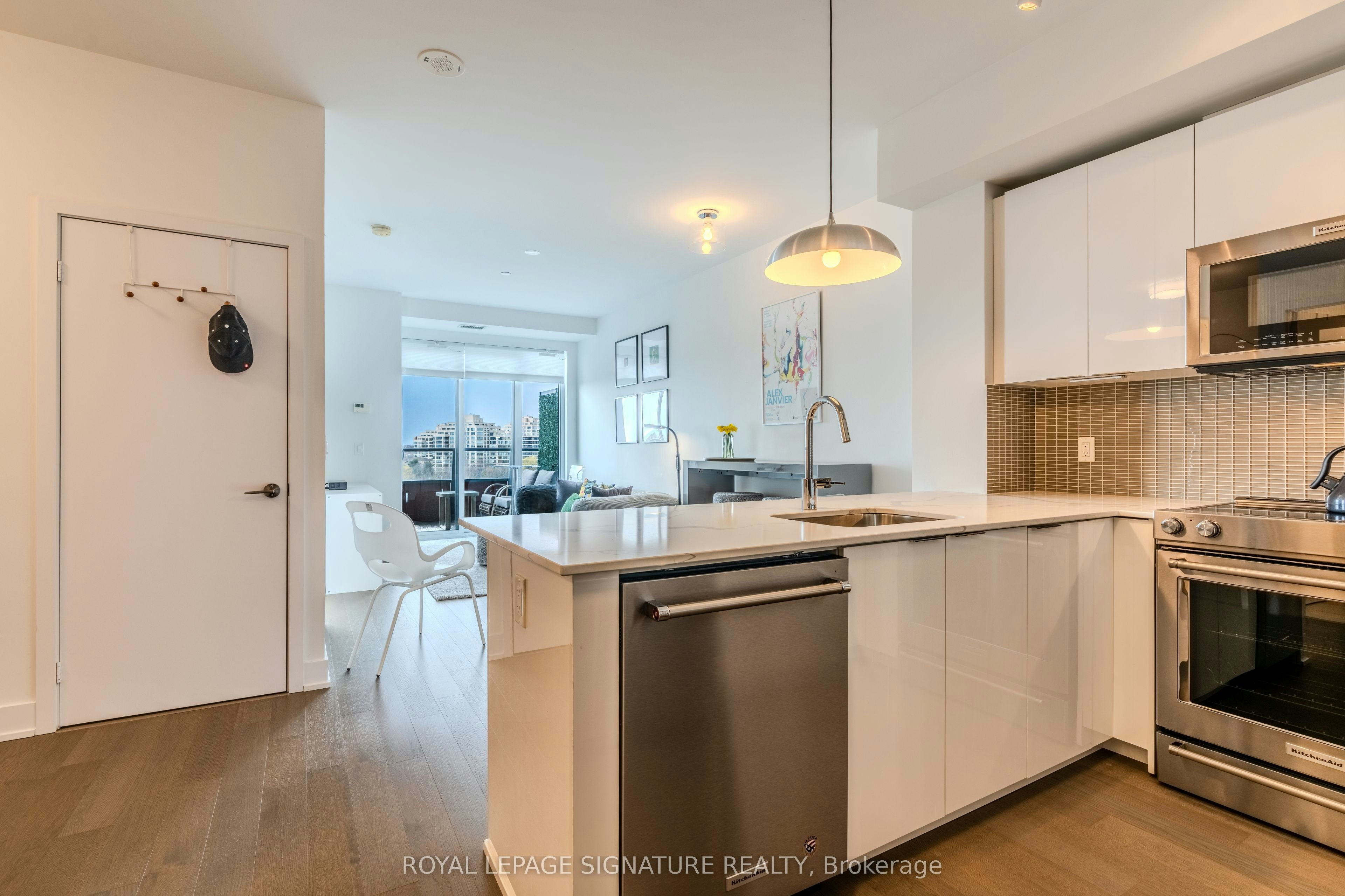 515-20 Shore Breeze Drive, Toronto, ON, M8V 1A1 - 5