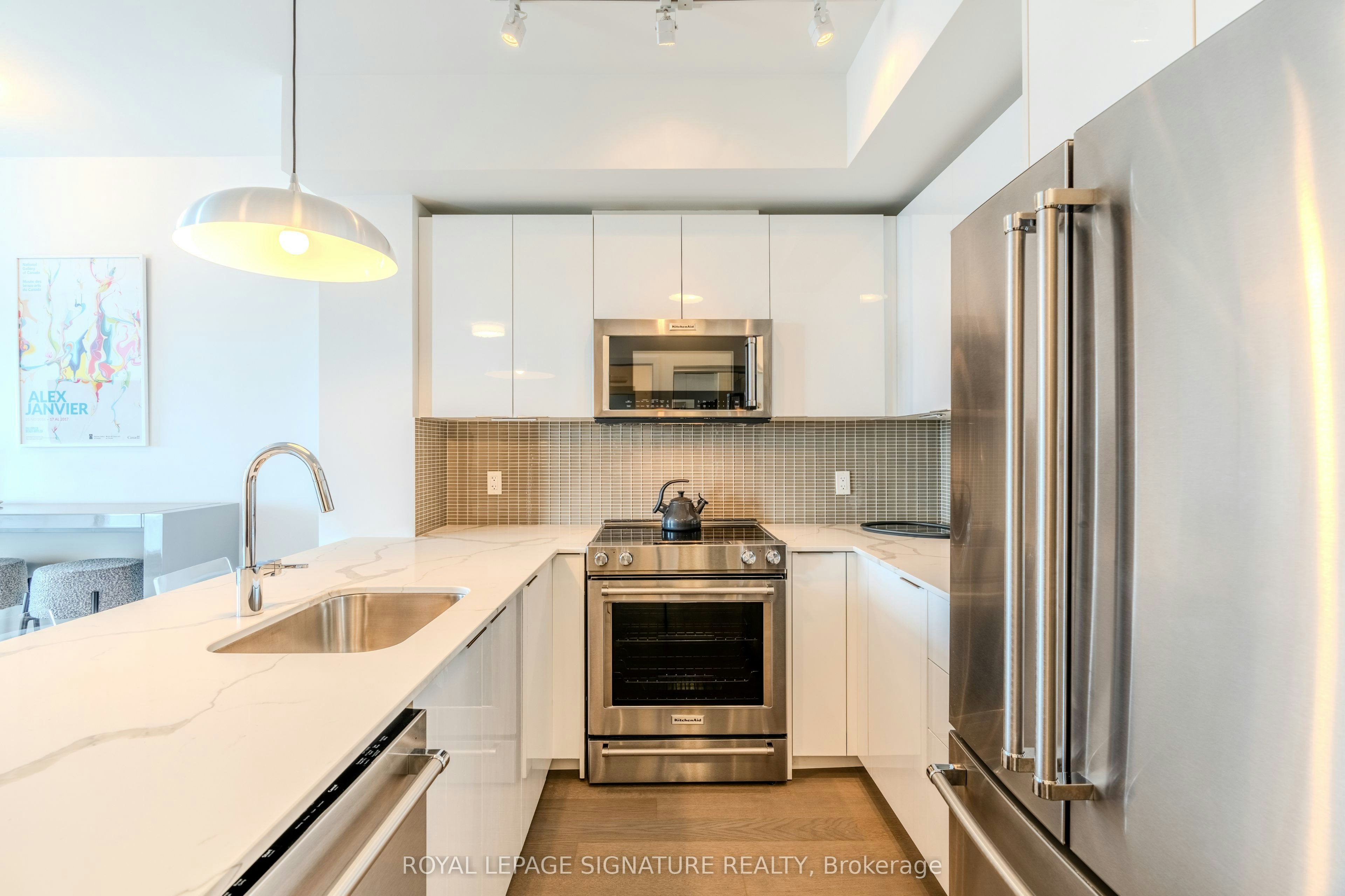 515-20 Shore Breeze Drive, Toronto, ON, M8V 1A1 - 6