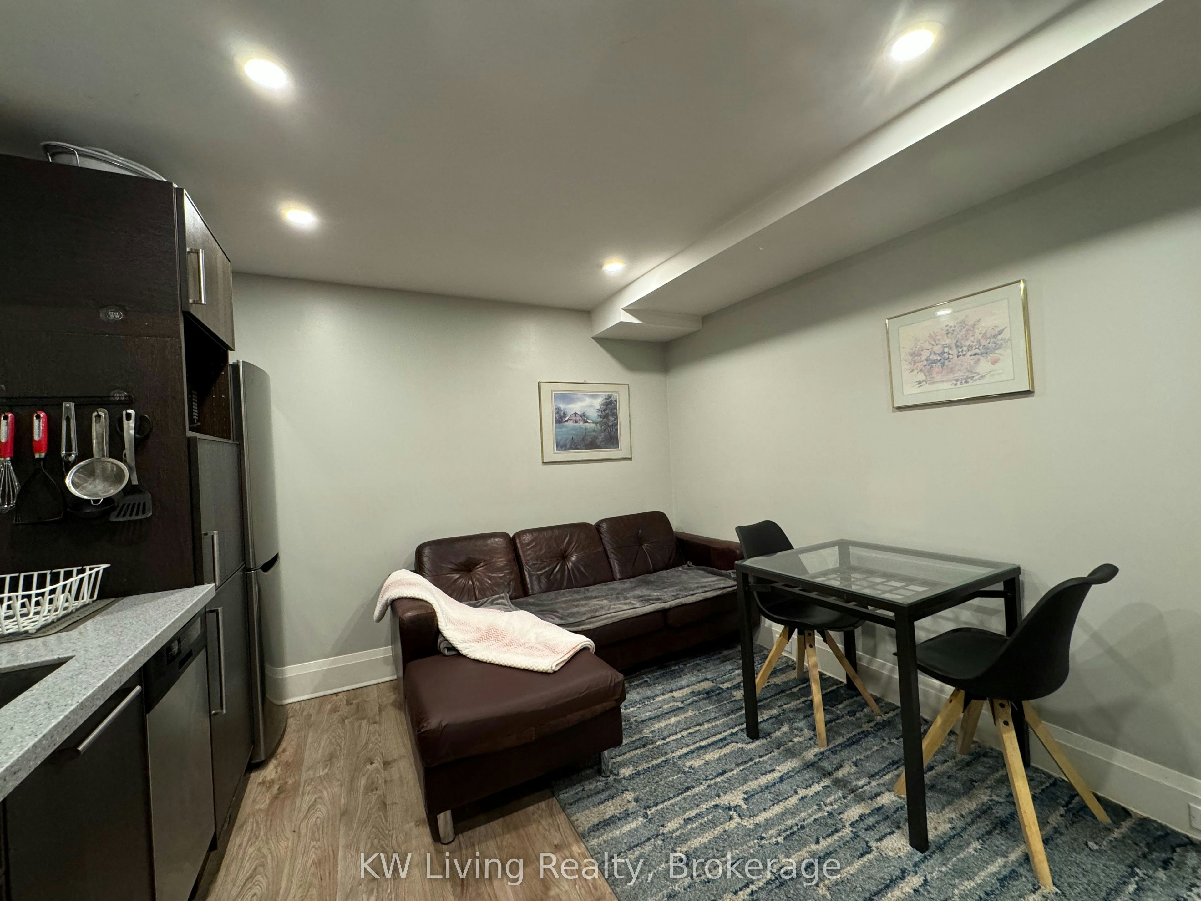 4-55B Long Branch Avenue, Toronto, ON, M8W 3J1 - 2