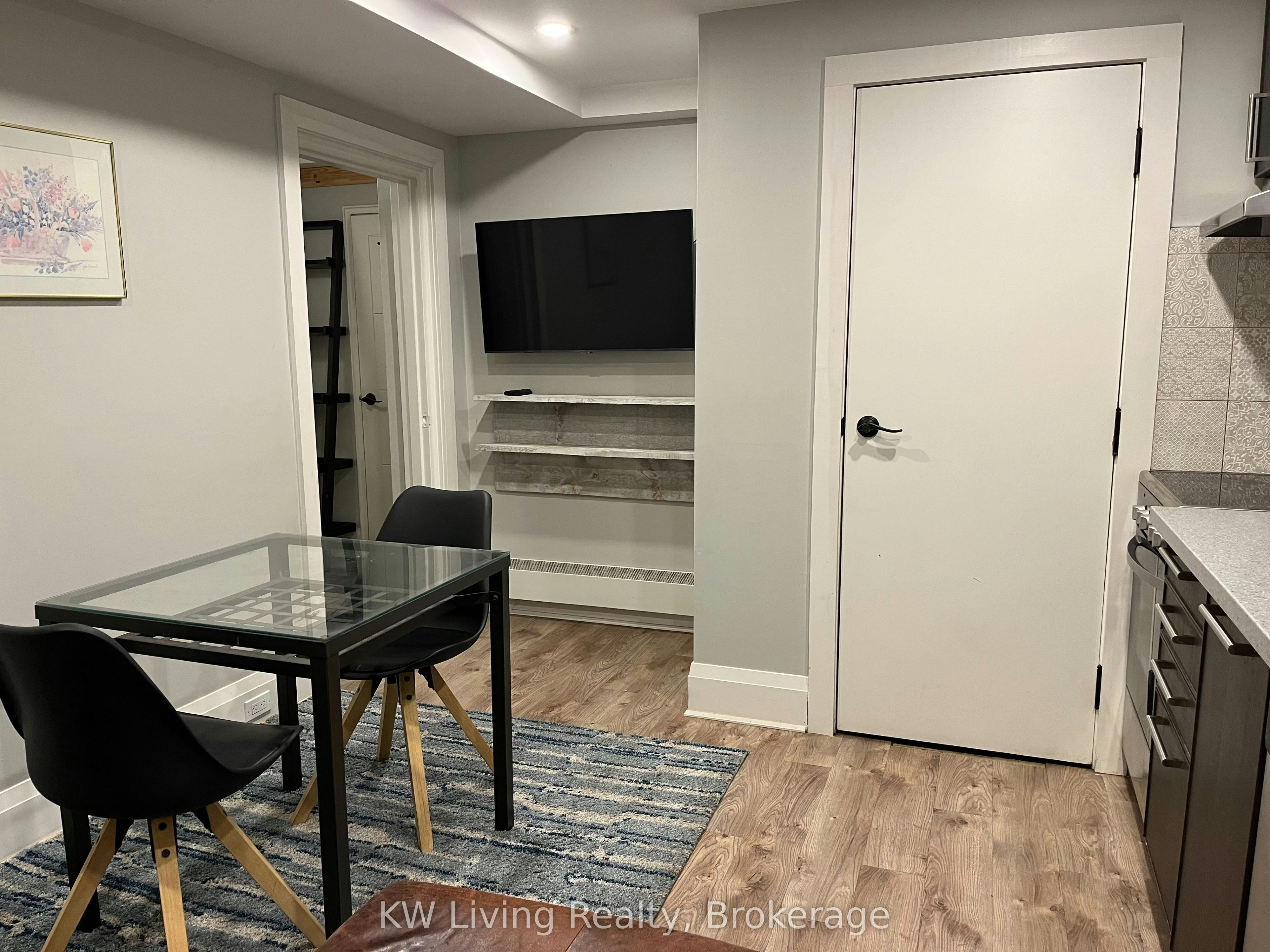 4-55B Long Branch Avenue, Toronto, ON, M8W 3J1 - 5