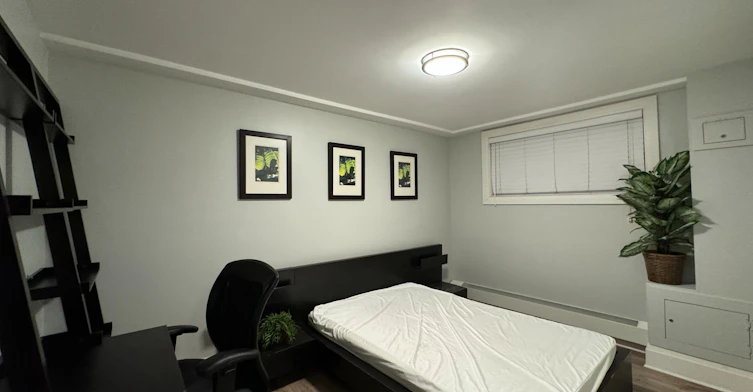 4-55B Long Branch Avenue, Toronto, ON, M8W 3J1 - 6