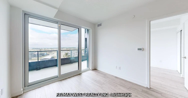 1023-1100 Sheppard Avenue W, Toronto, ON, M3J 0H1 - 11