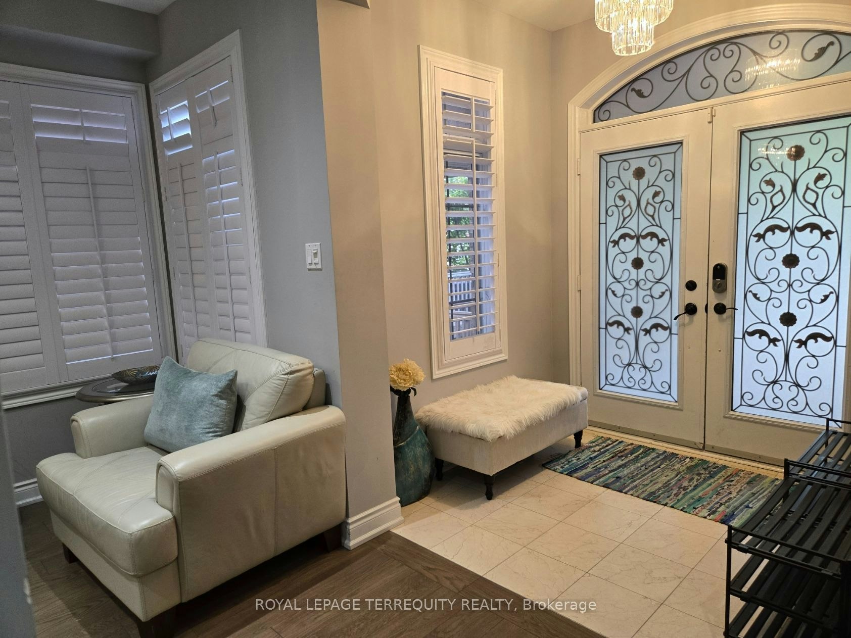5138 Ancient Stone Avenue, Mississauga, ON, L5M 8A9 - 5