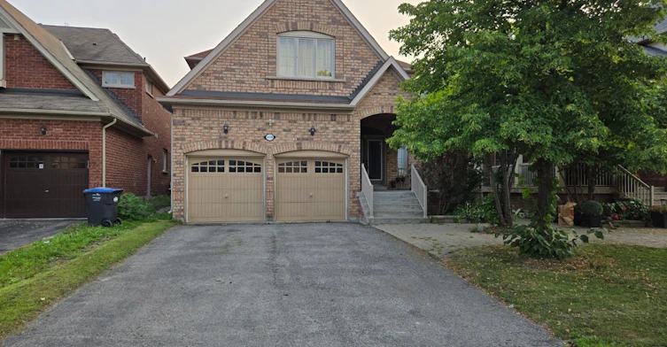 5138 Ancient Stone Avenue, Mississauga, ON, L5M 8A9
