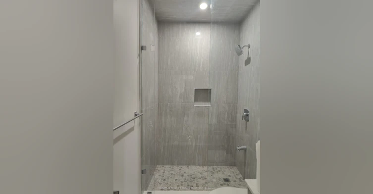 126 Degrey Drive, Brampton, ON, L6P 4L7 - 5