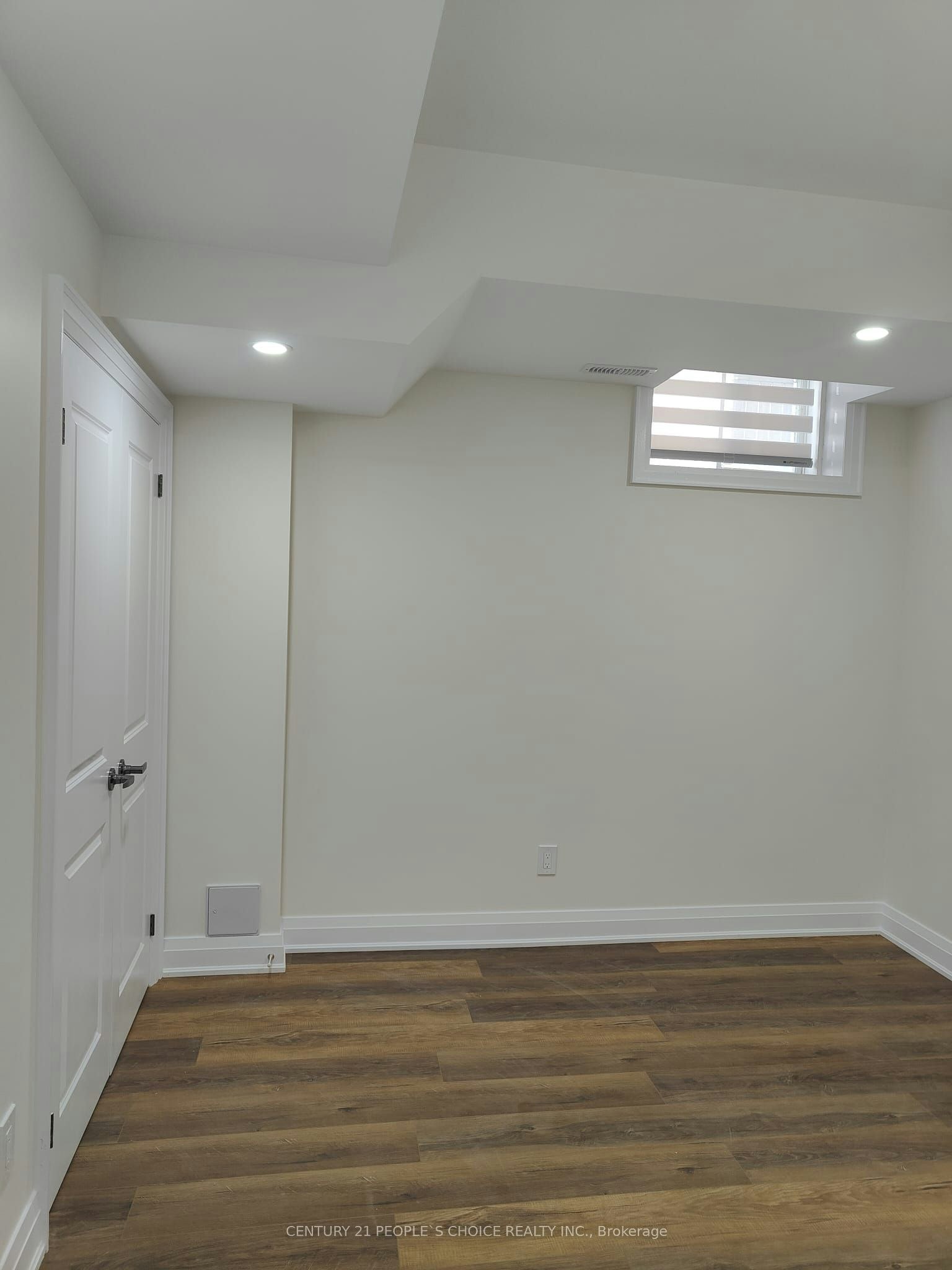 126 Degrey Drive, Brampton, ON, L6P 4L7 - 2