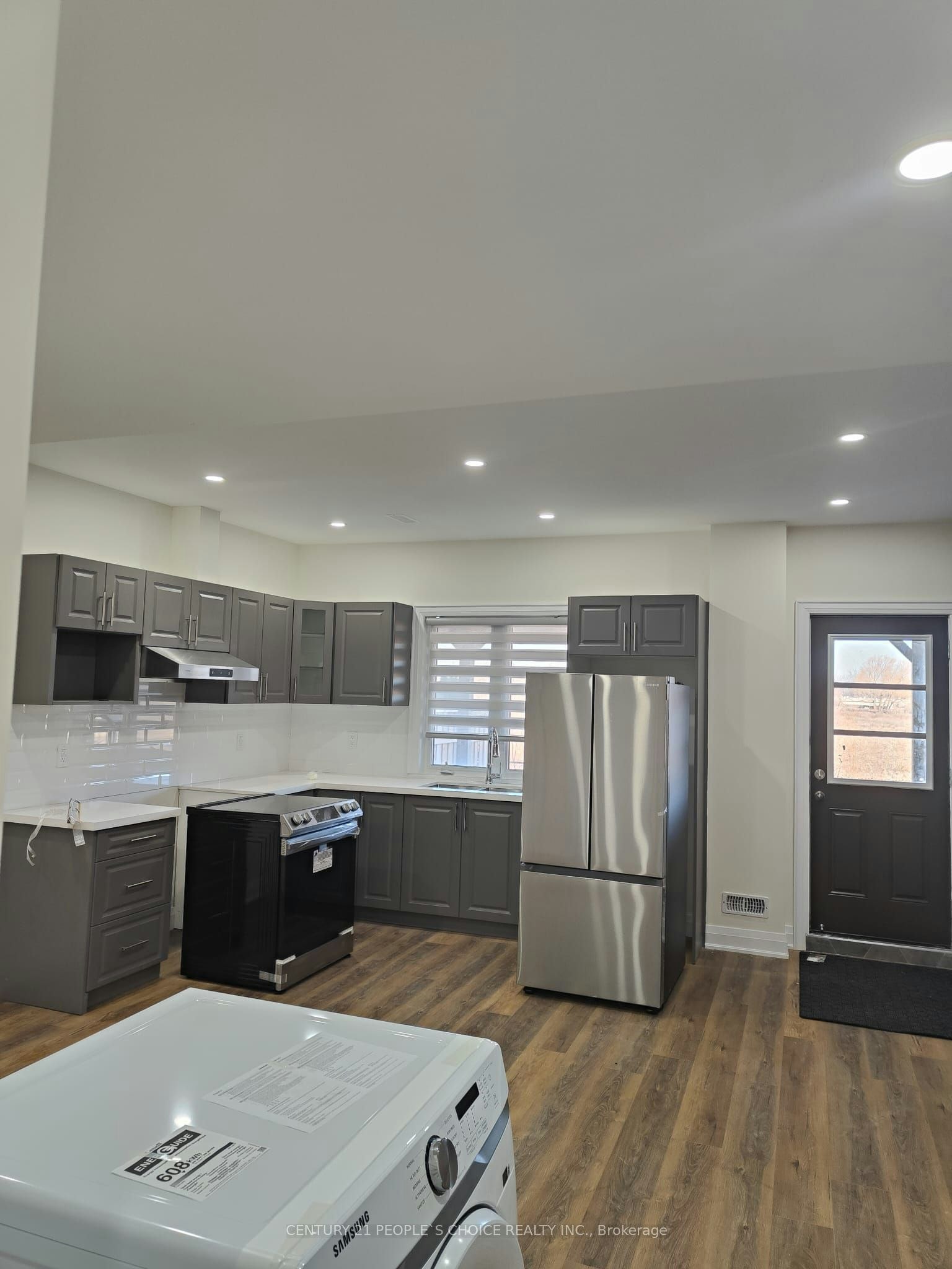126 Degrey Drive, Brampton, ON, L6P 4L7