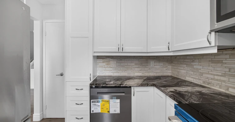 5-2605 Woodchester Drive, Mississauga, ON, L5K 2E3 - 10