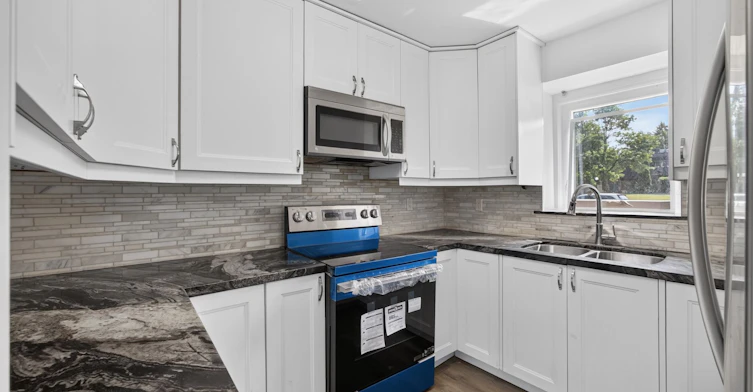 5-2605 Woodchester Drive, Mississauga, ON, L5K 2E3 - 8