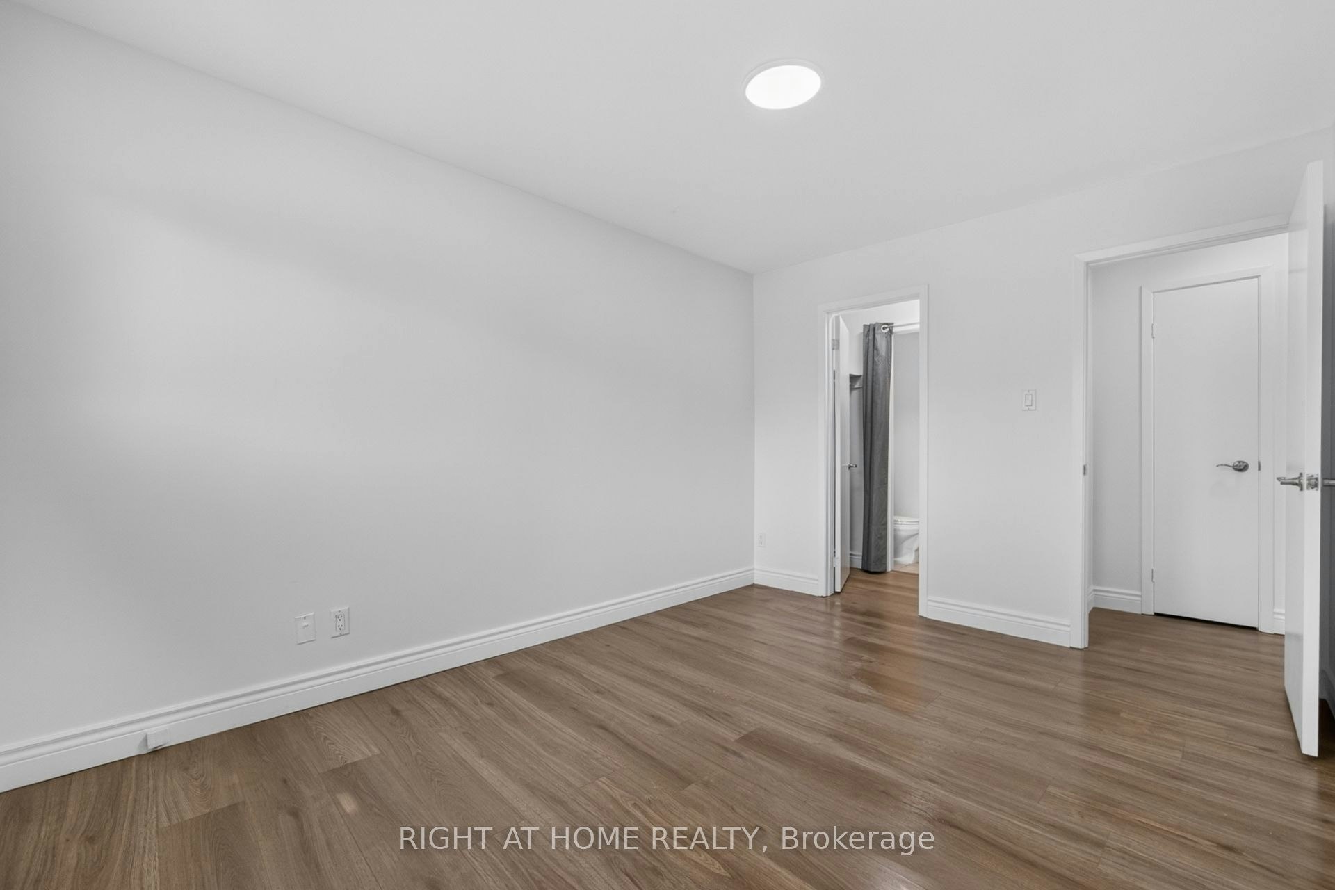 5-2605 Woodchester Drive, Mississauga, ON, L5K 2E3 - 14