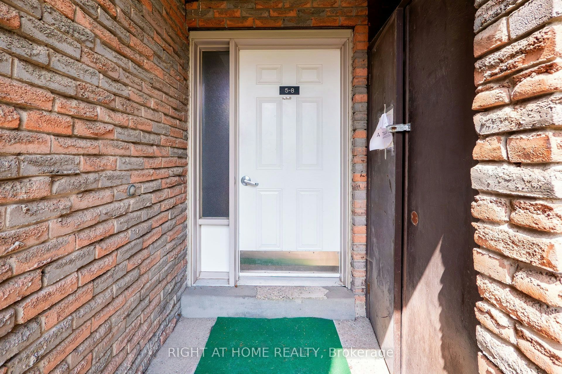 5-2605 Woodchester Drive, Mississauga, ON, L5K 2E3 - 5