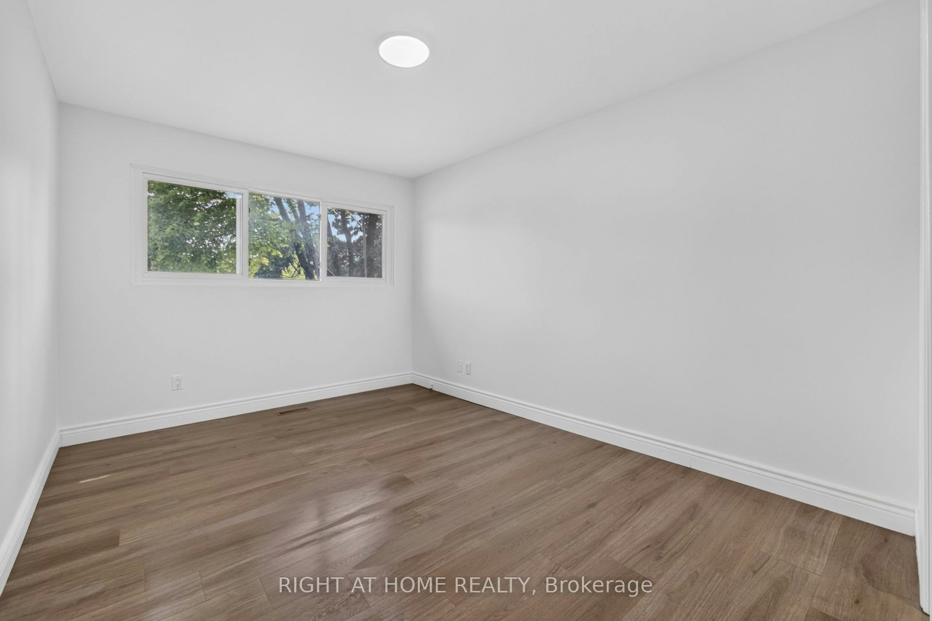 5-2605 Woodchester Drive, Mississauga, ON, L5K 2E3 - 16
