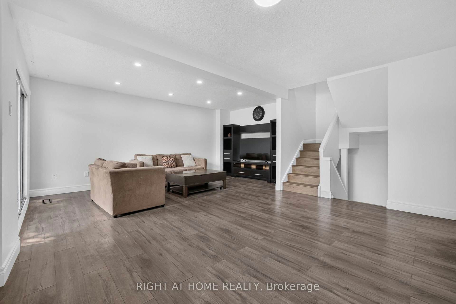 5-2605 Woodchester Drive, Mississauga, ON, L5K 2E3 - 12