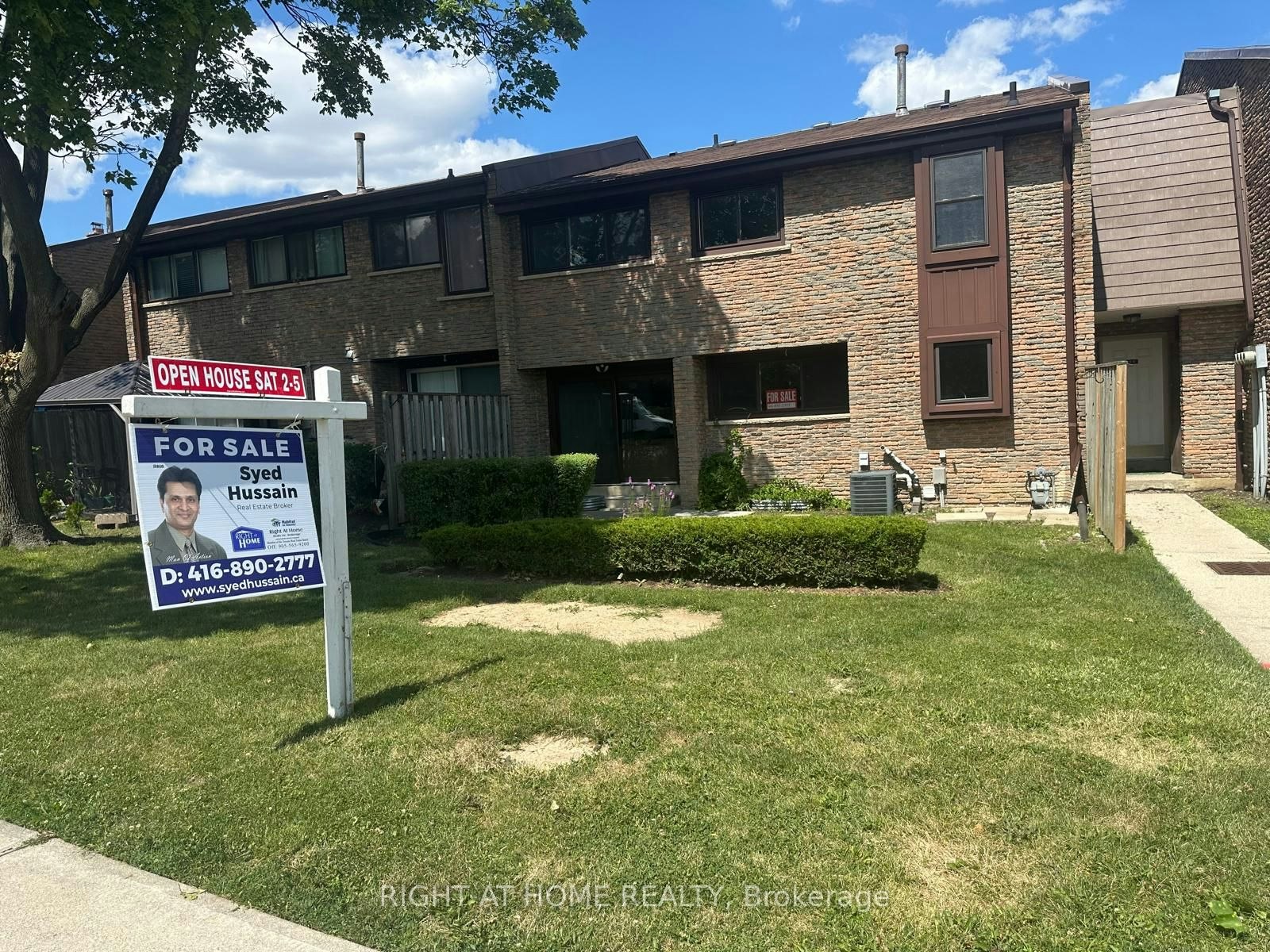 5-2605 Woodchester Drive, Mississauga, ON, L5K 2E3