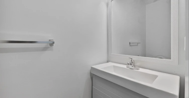 5-2605 Woodchester Drive, Mississauga, ON, L5K 2E3 - 13