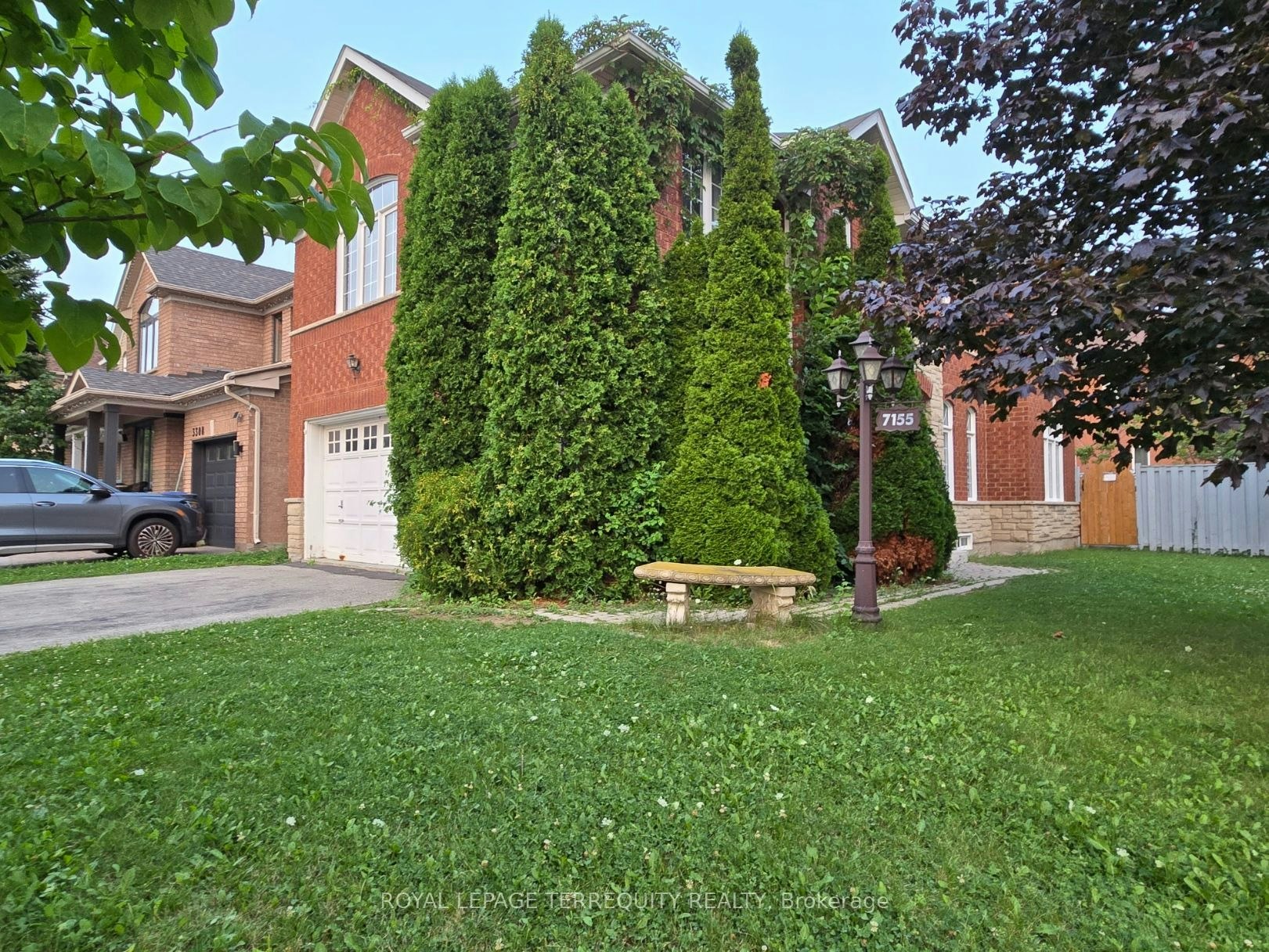 7155 Lowville Heights, Mississauga, ON, L5N 8M2 - 2