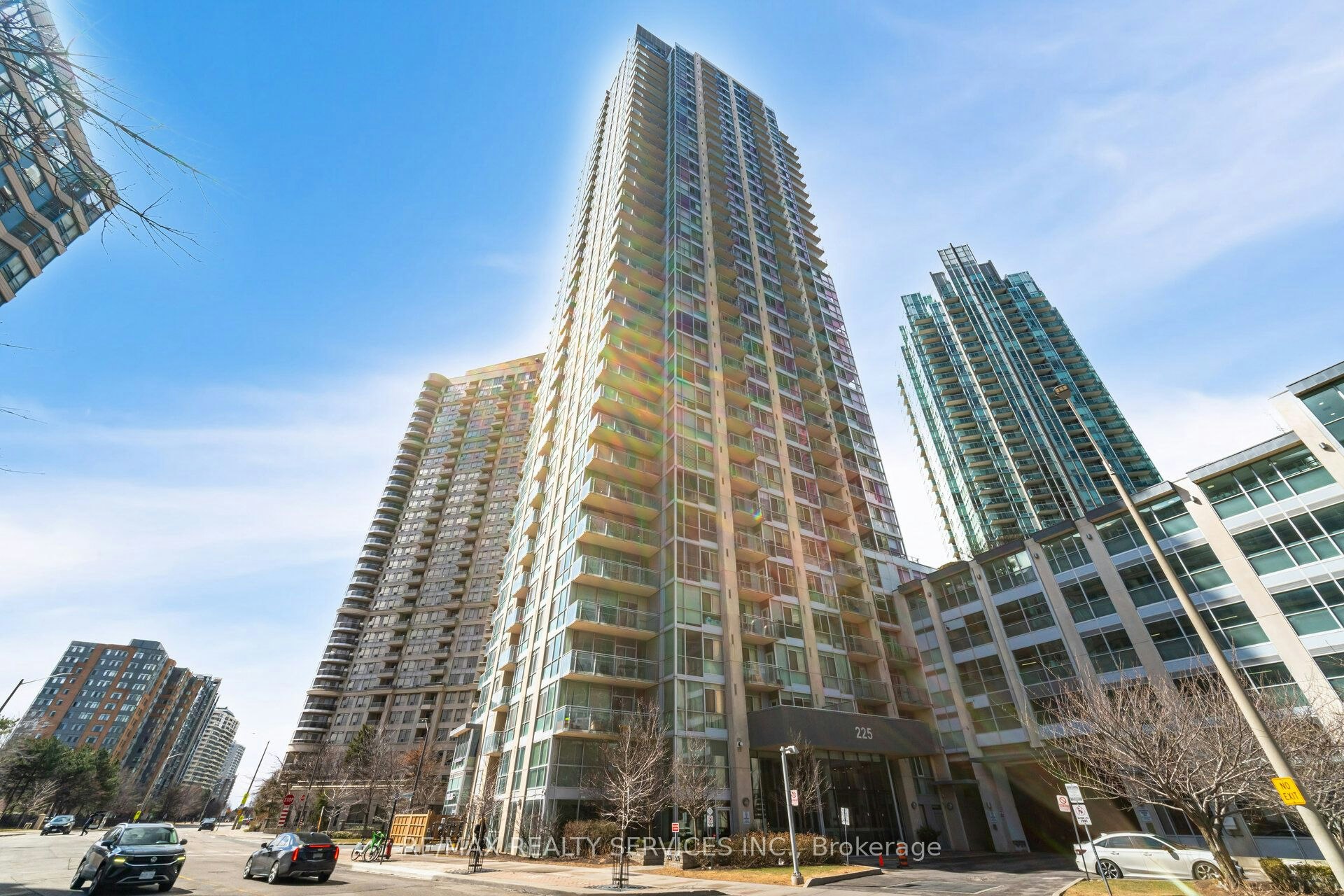 810-225 Webb Drive, Mississauga, ON, L5B 4P2