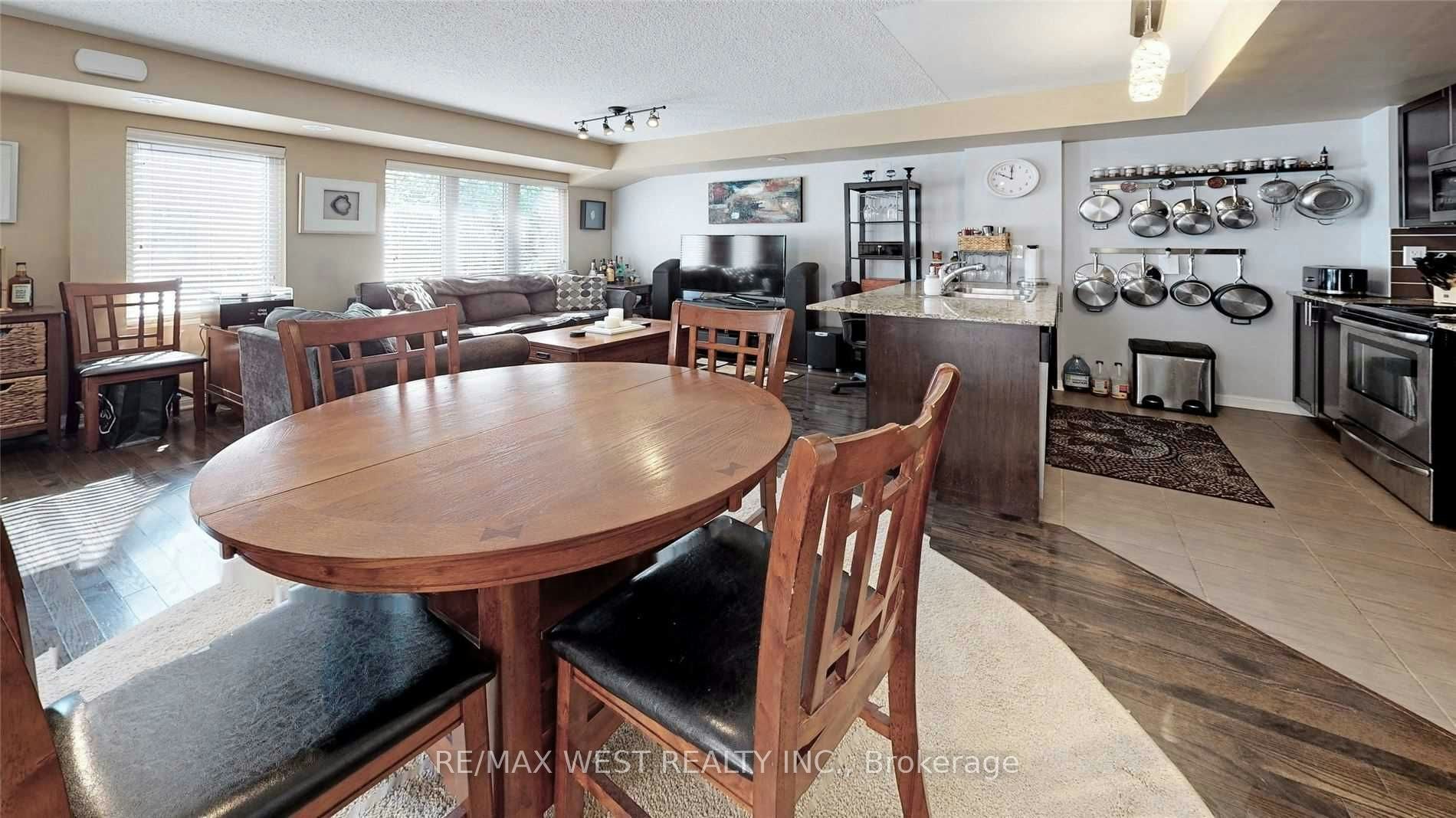 240-10 Foundry Avenue, Toronto, ON, M6H 0A6 - 12