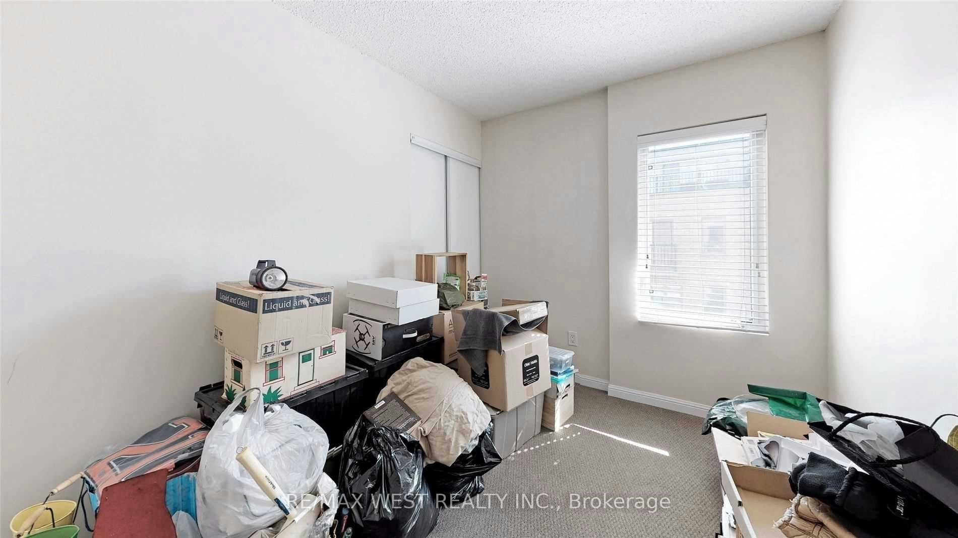 240-10 Foundry Avenue, Toronto, ON, M6H 0A6 - 29