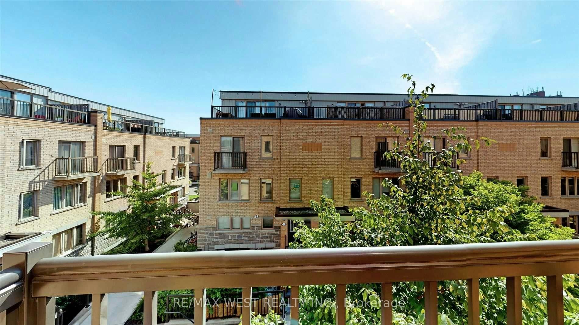 240-10 Foundry Avenue, Toronto, ON, M6H 0A6 - 25