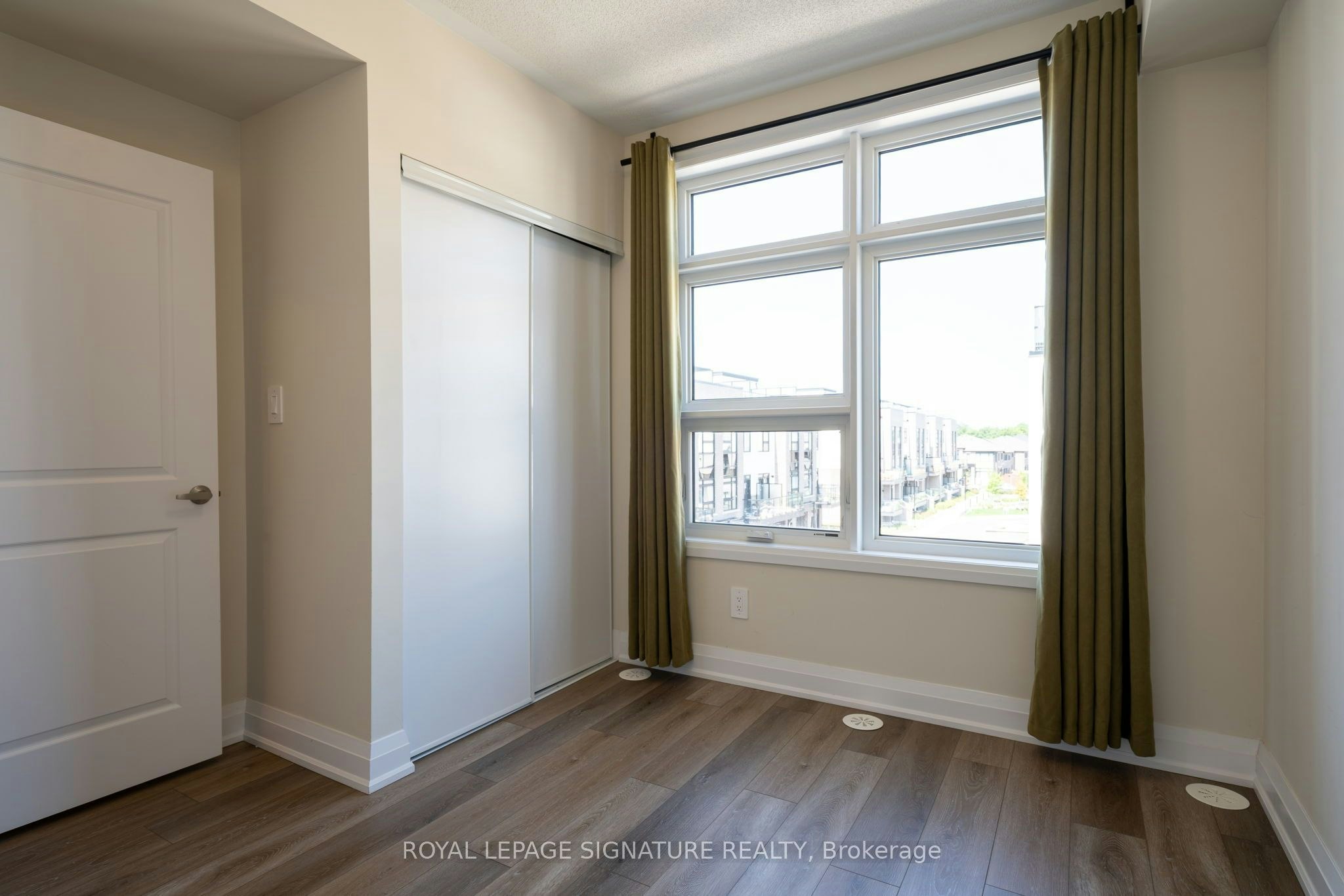 108-1585 Rose Way, Milton, ON, L9E 1N4 - 35