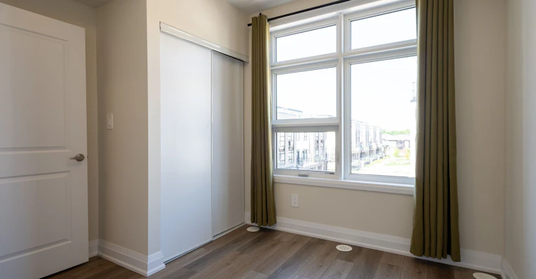 108-1585 Rose Way, Milton, ON, L9E 1N4 - 35