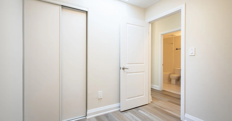 108-1585 Rose Way, Milton, ON, L9E 1N4 - 27