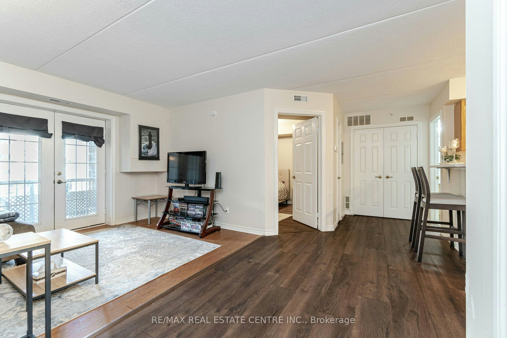 106-1820 Walker's Line, Burlington, ON, L7M 4V4 - 7