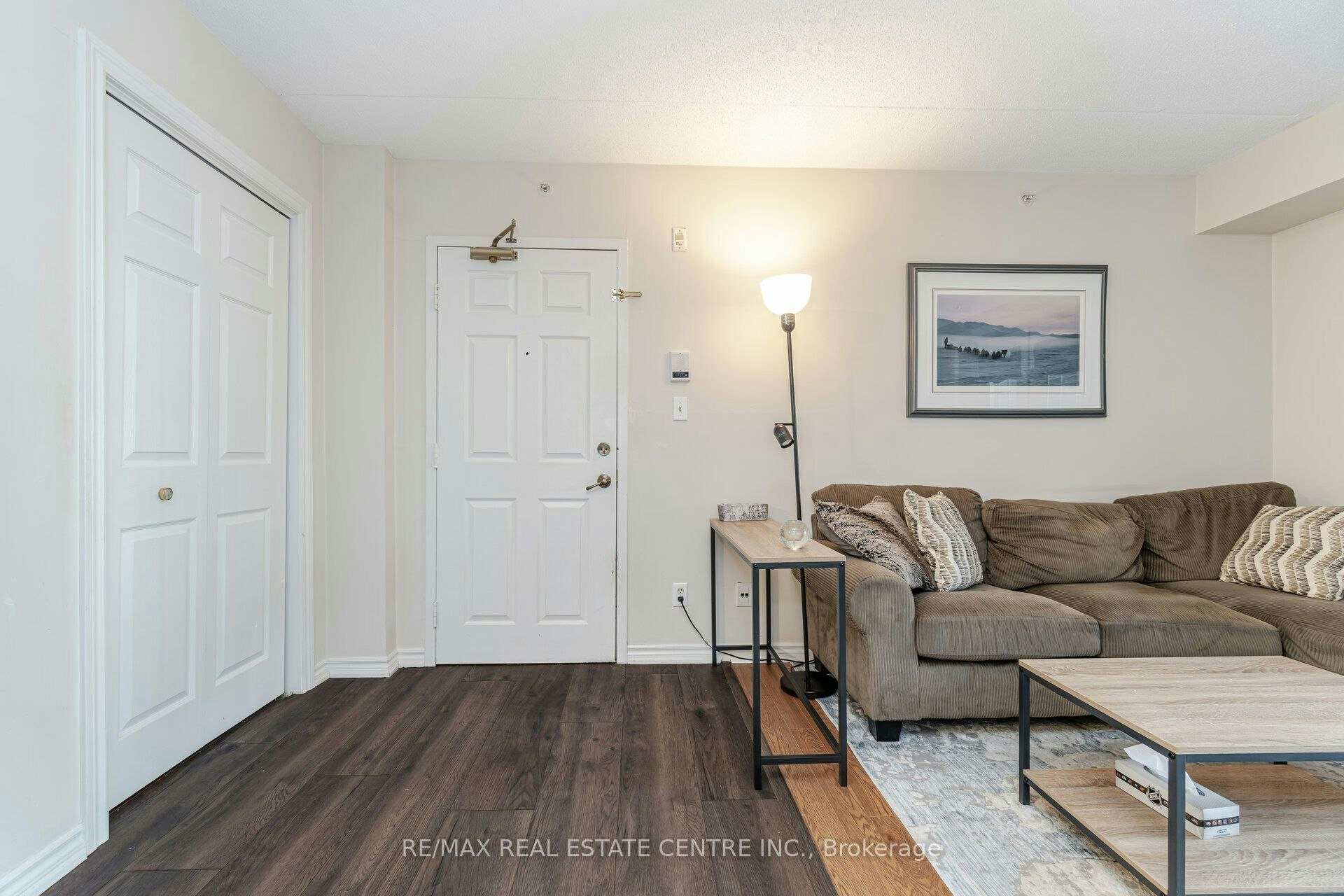 106-1820 Walker's Line, Burlington, ON, L7M 4V4 - 8