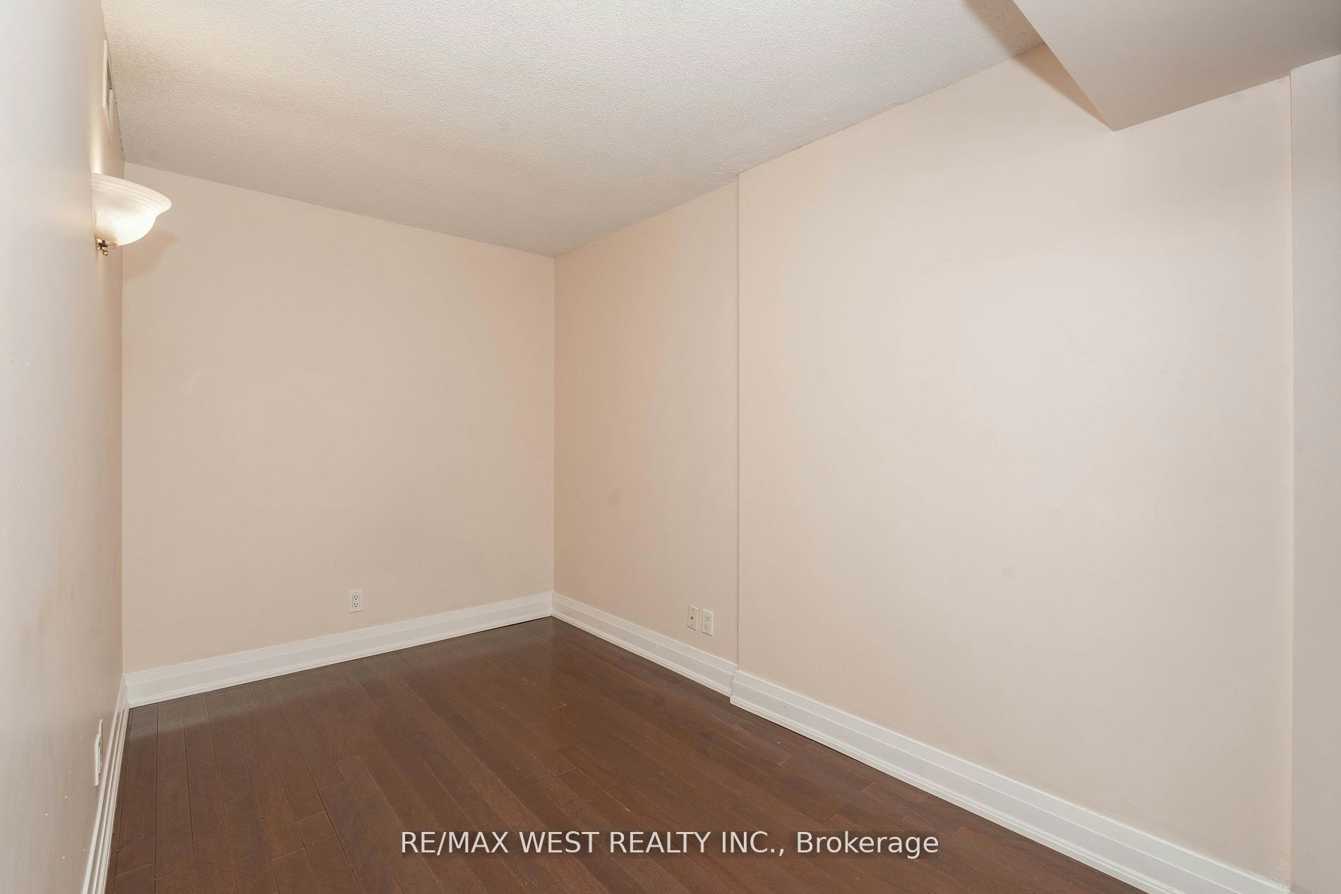 817-2737 Keele Street, Toronto, ON, M3M 2E9 - 20