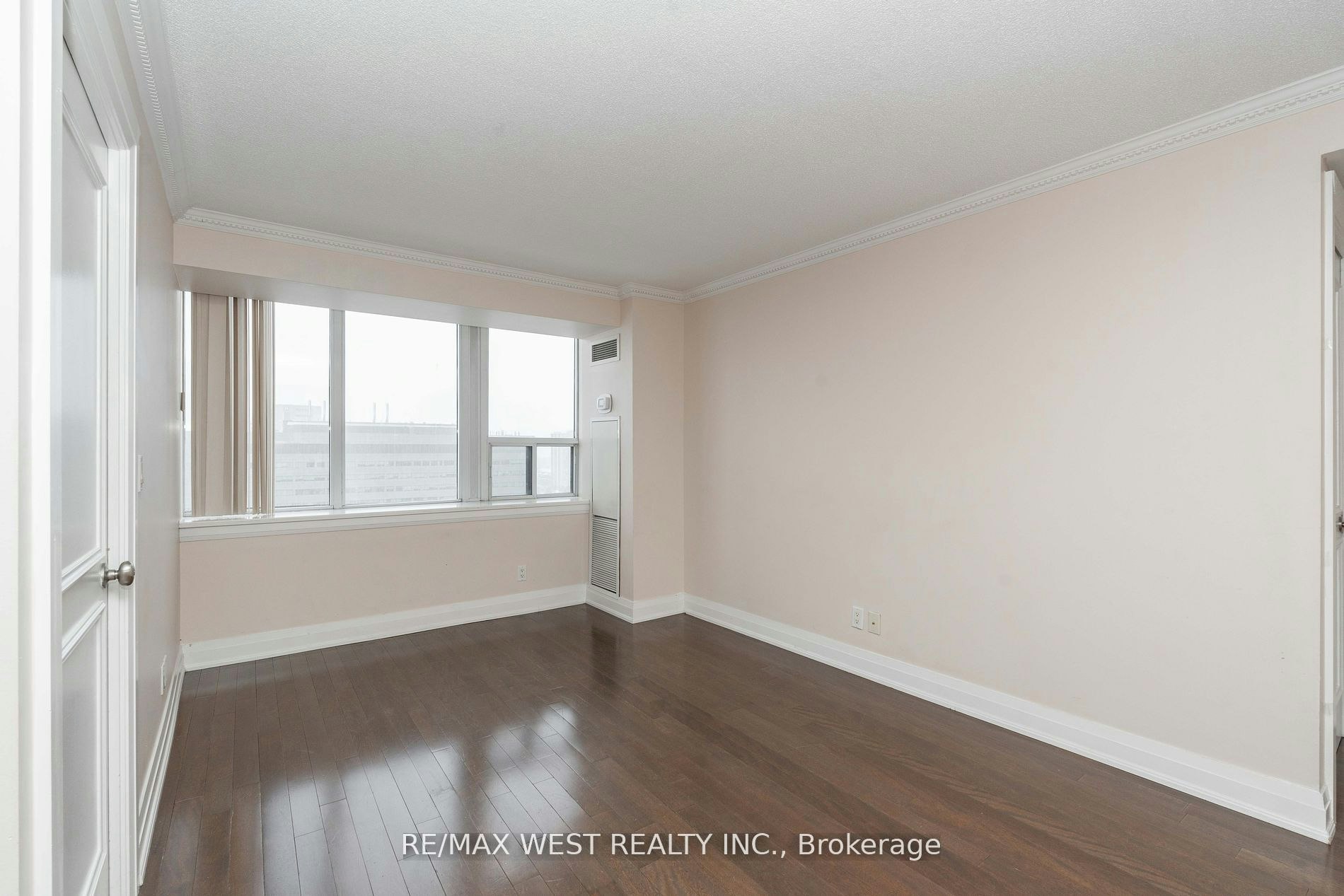 817-2737 Keele Street, Toronto, ON, M3M 2E9 - 6