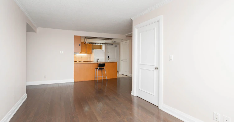 817-2737 Keele Street, Toronto, ON, M3M 2E9 - 8