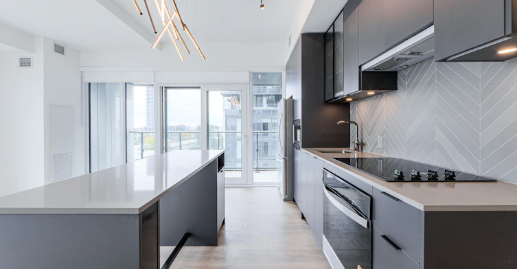 505-1037 The Queensway N/A, Toronto, ON, M8Z 0H5 - 4