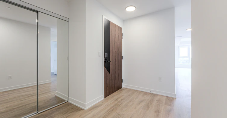 505-1037 The Queensway N/A, Toronto, ON, M8Z 0H5 - 5